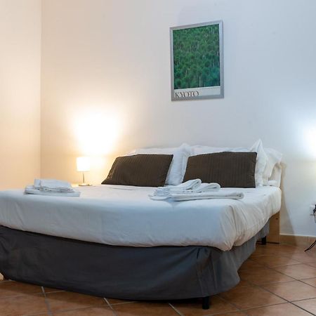 Residence Sol Levante Frascati Bagian luar foto