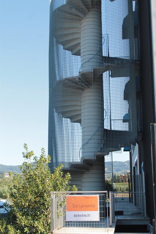 Residence Sol Levante Frascati Bagian luar foto