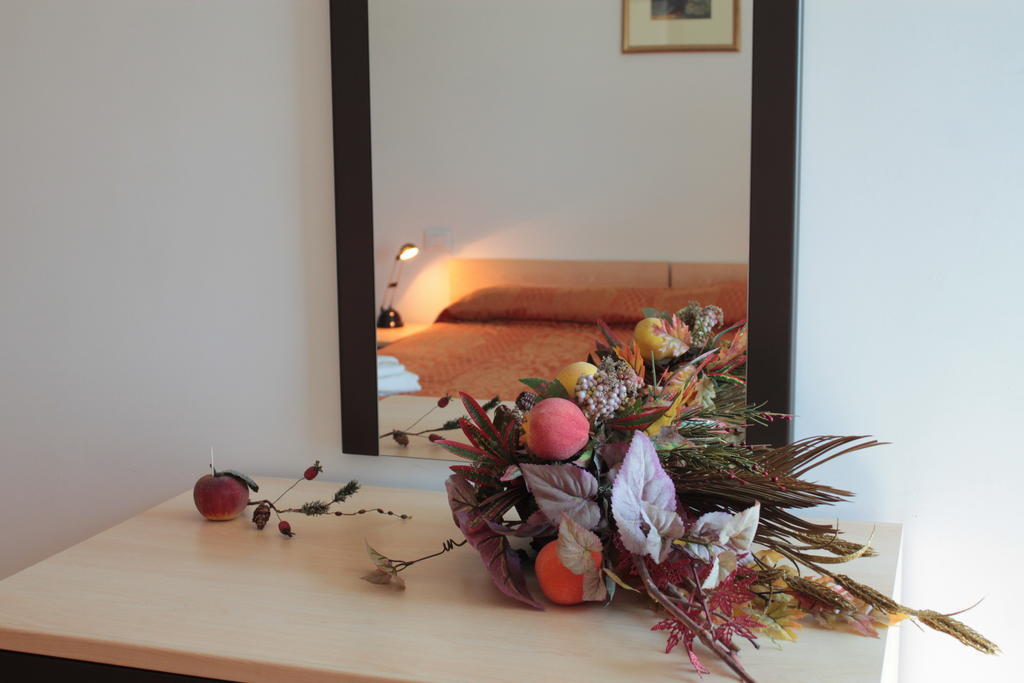 Residence Sol Levante Frascati Ruang foto