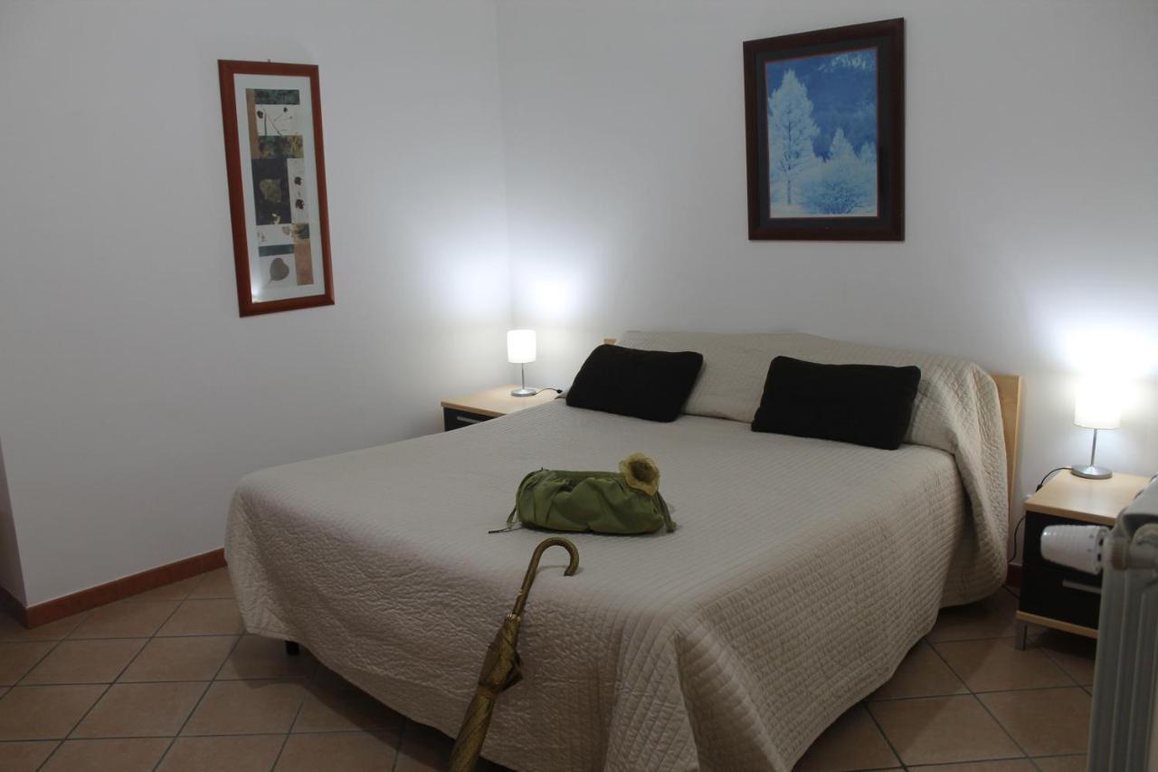 Residence Sol Levante Frascati Bagian luar foto