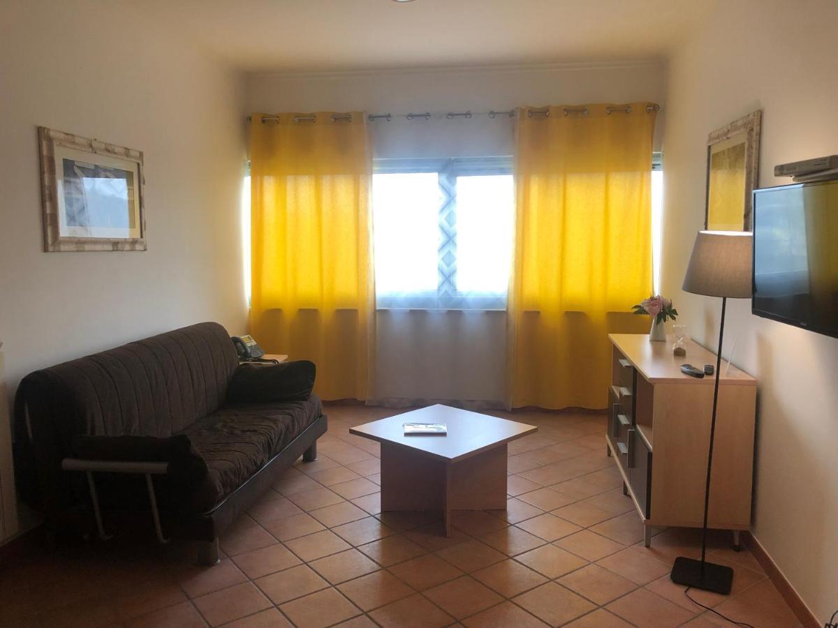 Residence Sol Levante Frascati Bagian luar foto